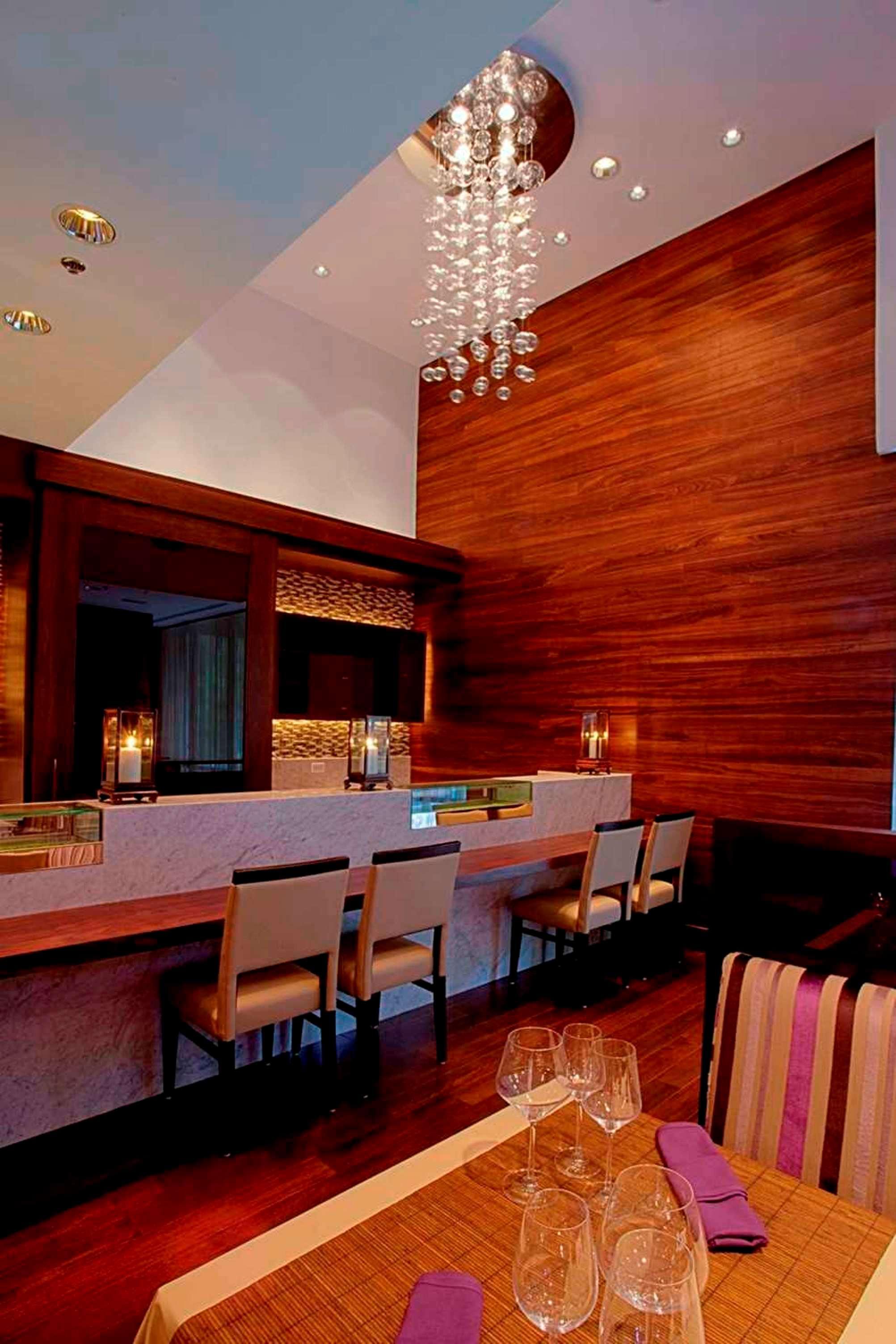 ฮิลตัน ชิคาโก แมคนิเซนต์ ไมล์ สวีท Hotel ภายนอก รูปภาพ