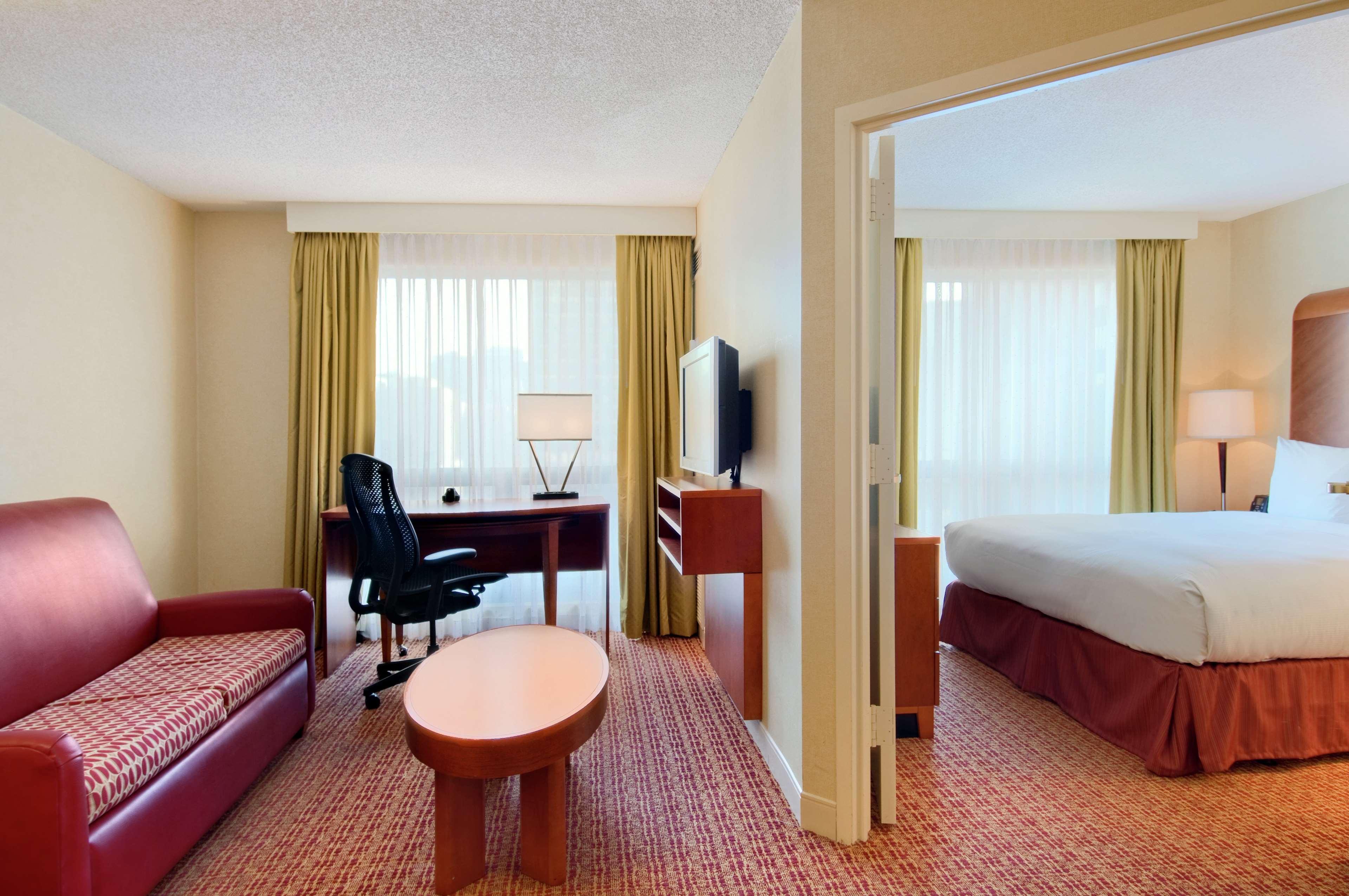 ฮิลตัน ชิคาโก แมคนิเซนต์ ไมล์ สวีท Hotel ห้อง รูปภาพ
