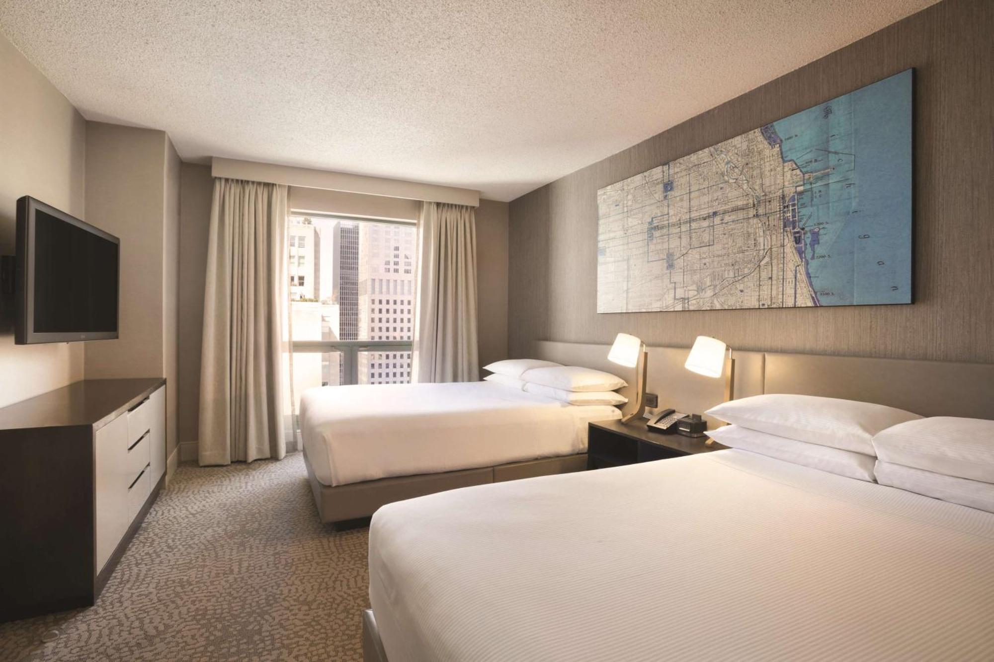 ฮิลตัน ชิคาโก แมคนิเซนต์ ไมล์ สวีท Hotel ภายนอก รูปภาพ